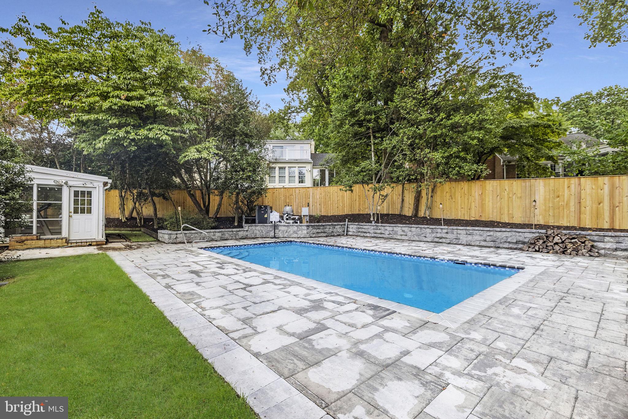 ROCK CREEK HILLS - Residential