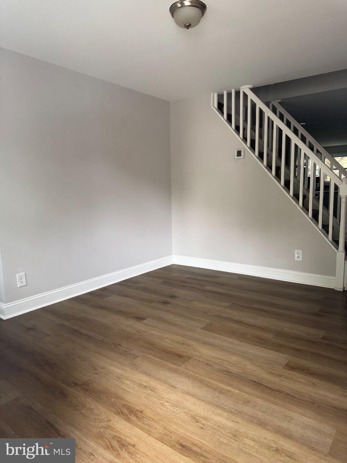 124 W AIRY STREET