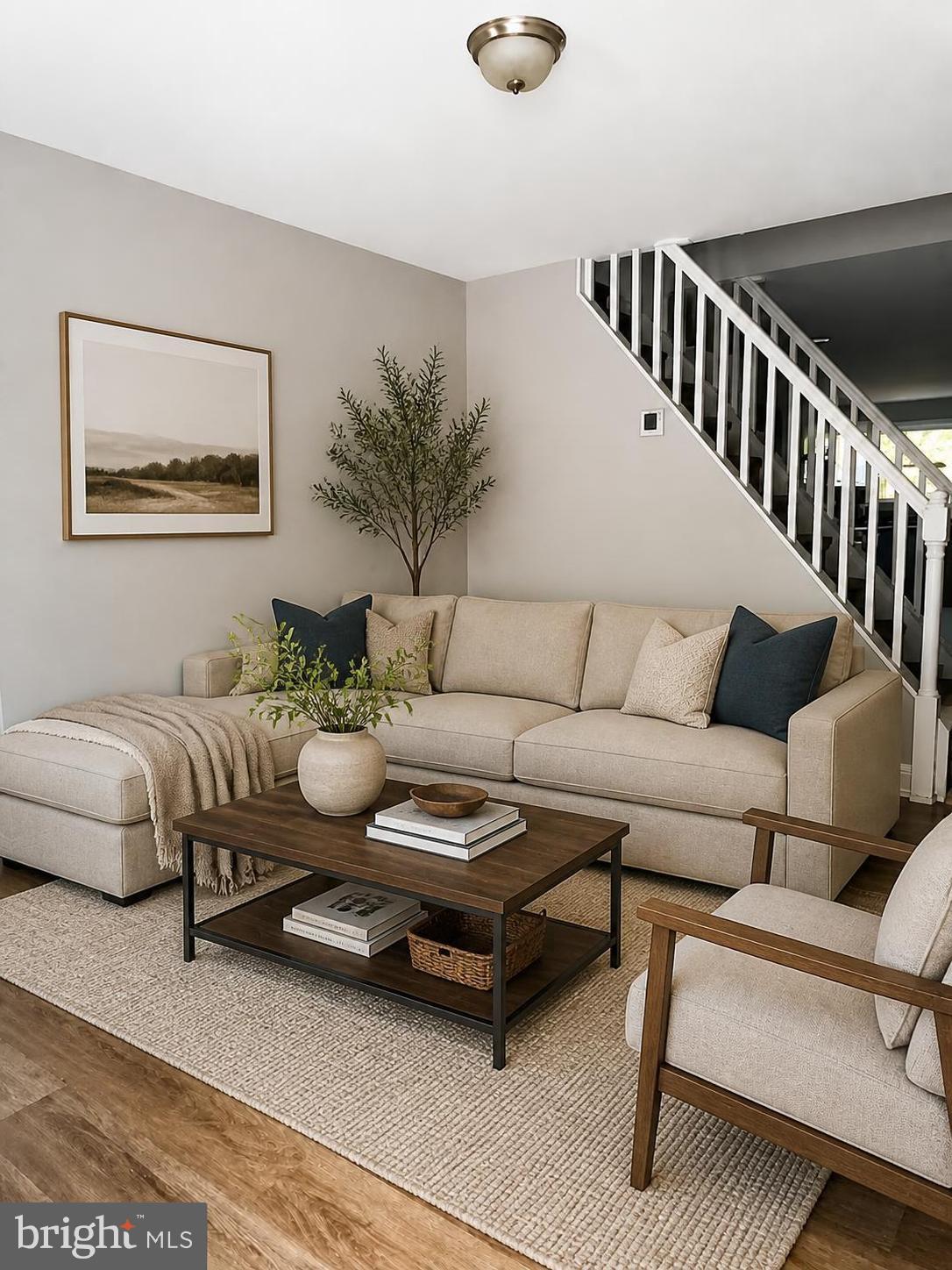 124 W AIRY STREET