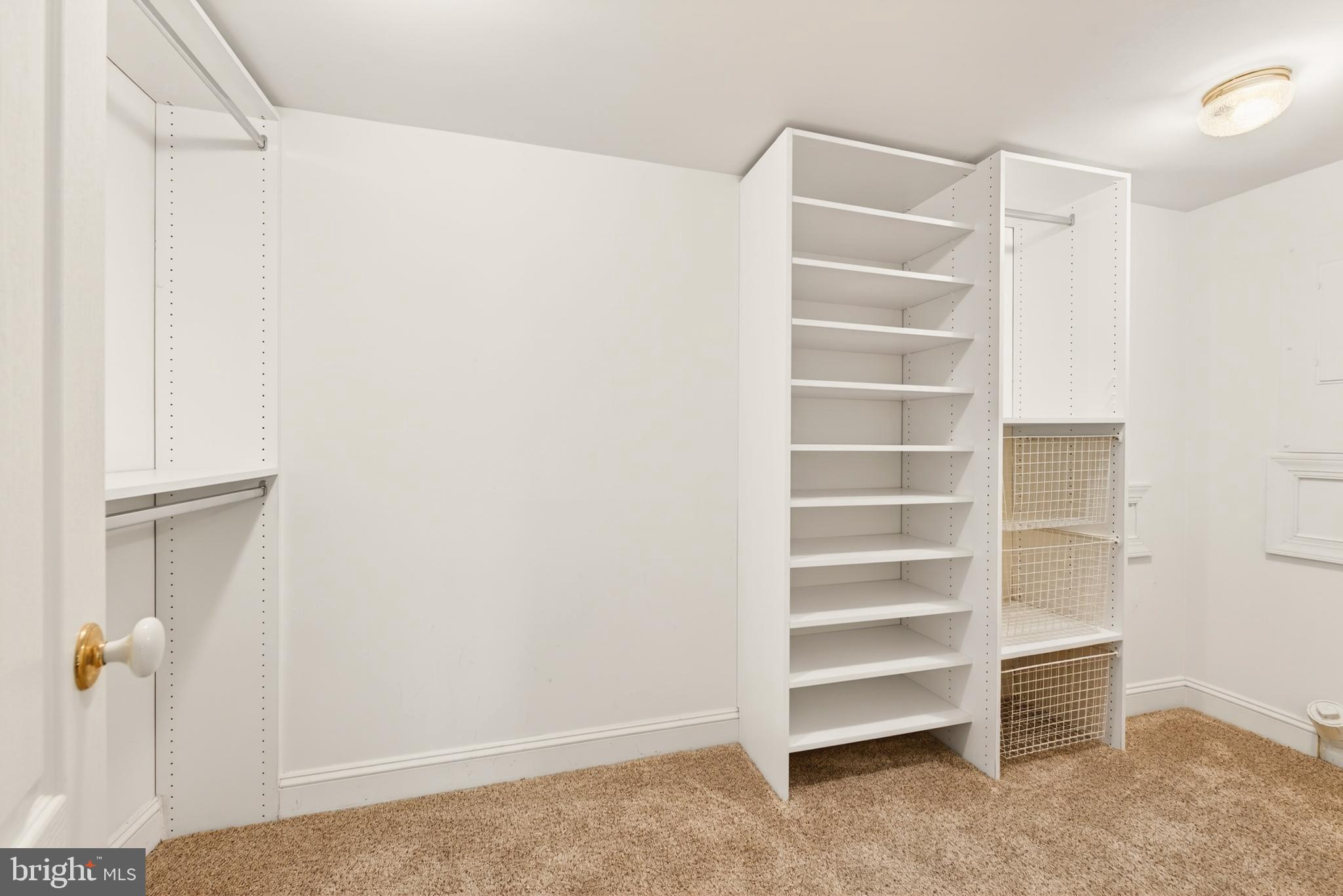 POTOMAC GROVE - Residential