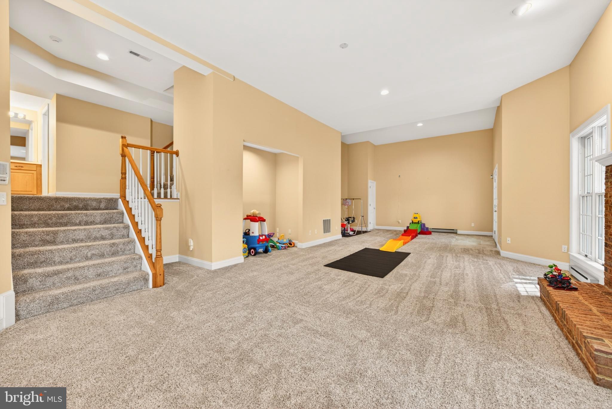 POTOMAC GROVE - Residential