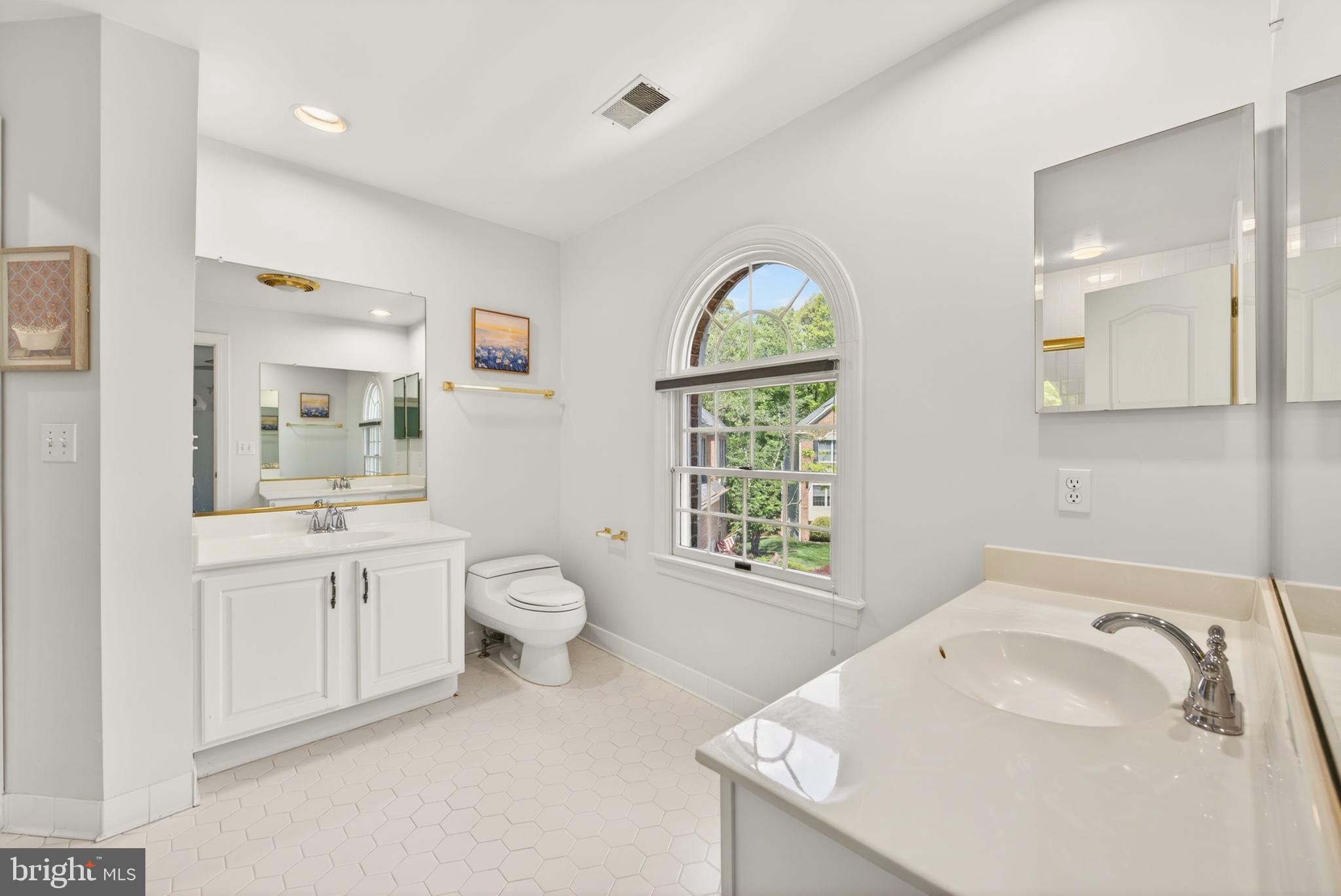 POTOMAC GROVE - Residential