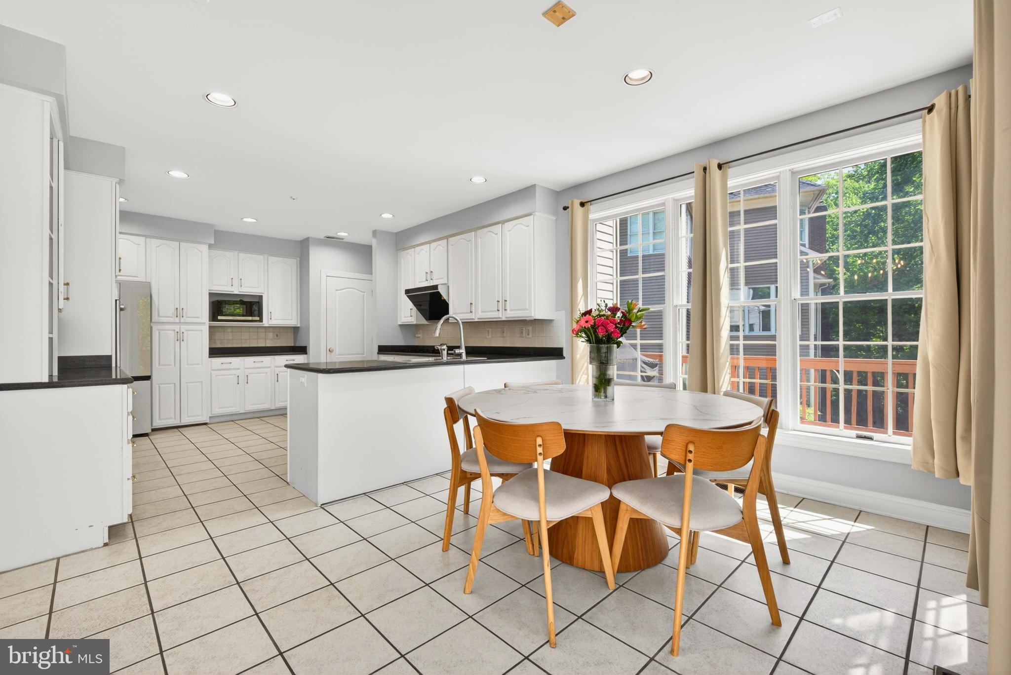 POTOMAC GROVE - Residential