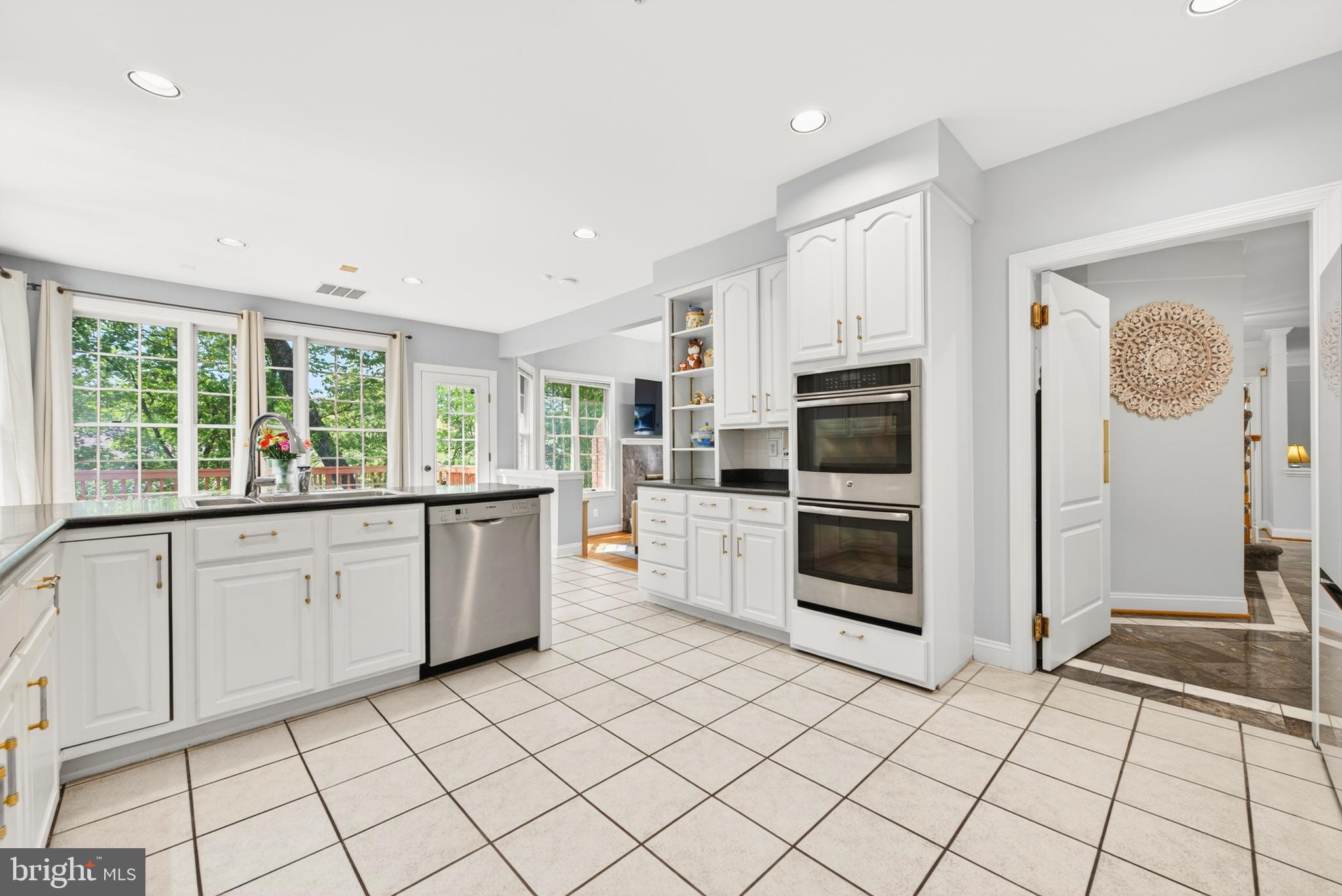 POTOMAC GROVE - Residential