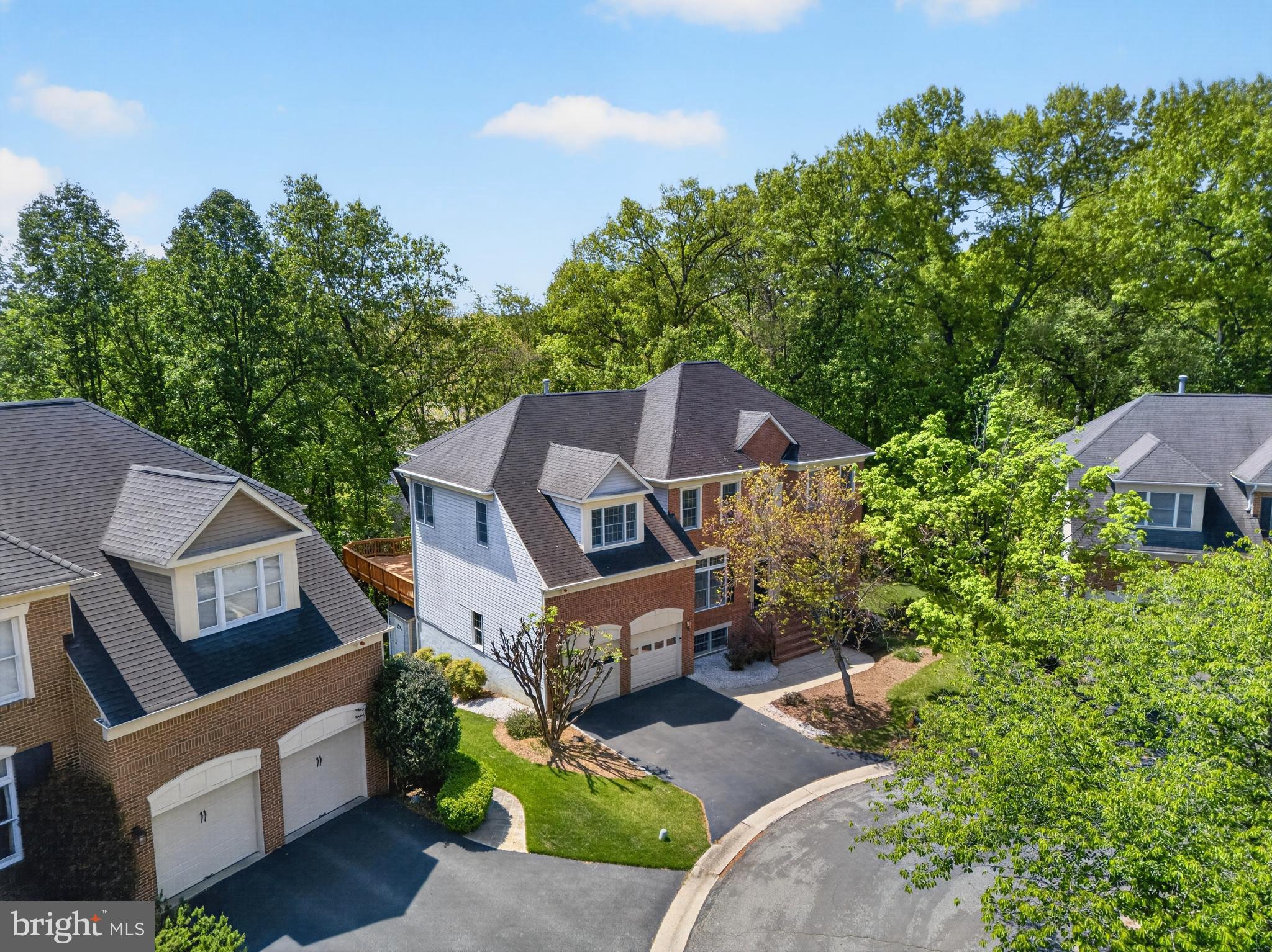 POTOMAC GROVE - Residential