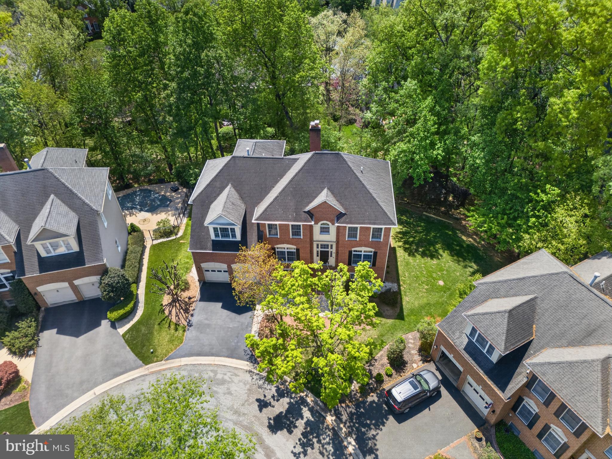 POTOMAC GROVE - Residential