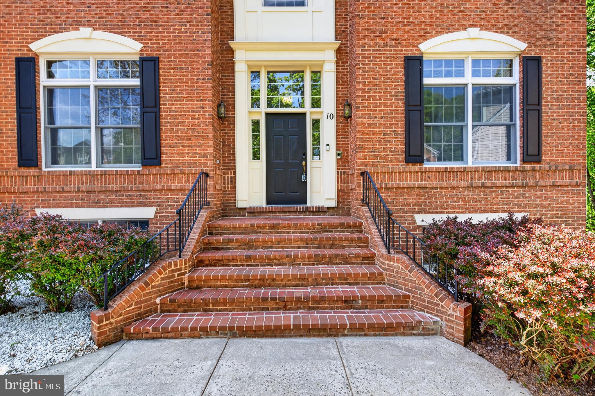 POTOMAC GROVE - Residential