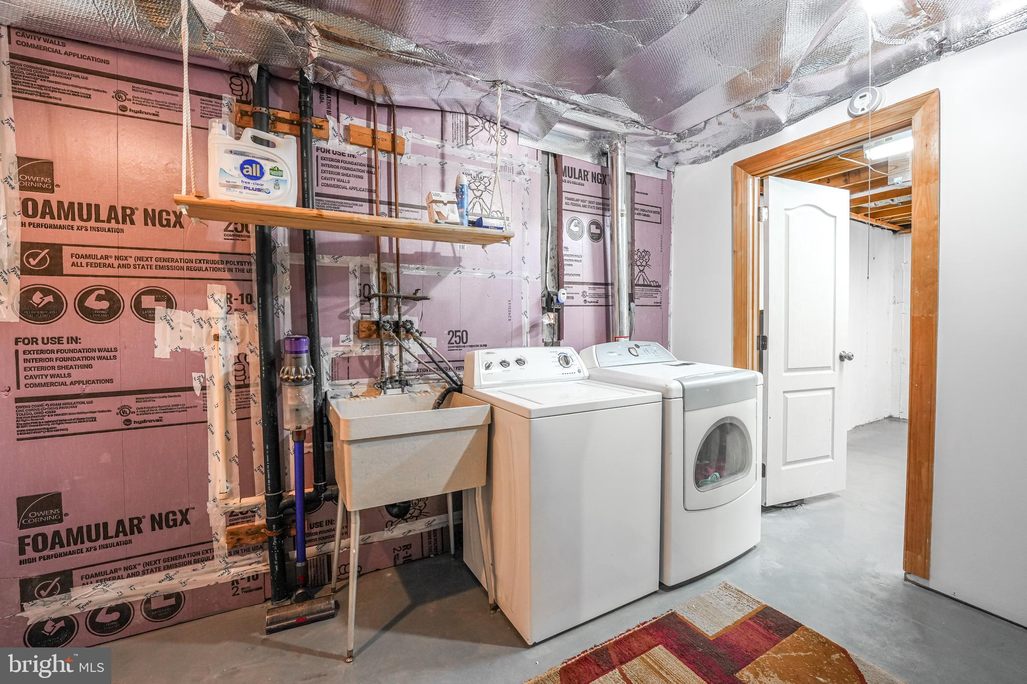 NEWINGTON FOREST - Residential Lease