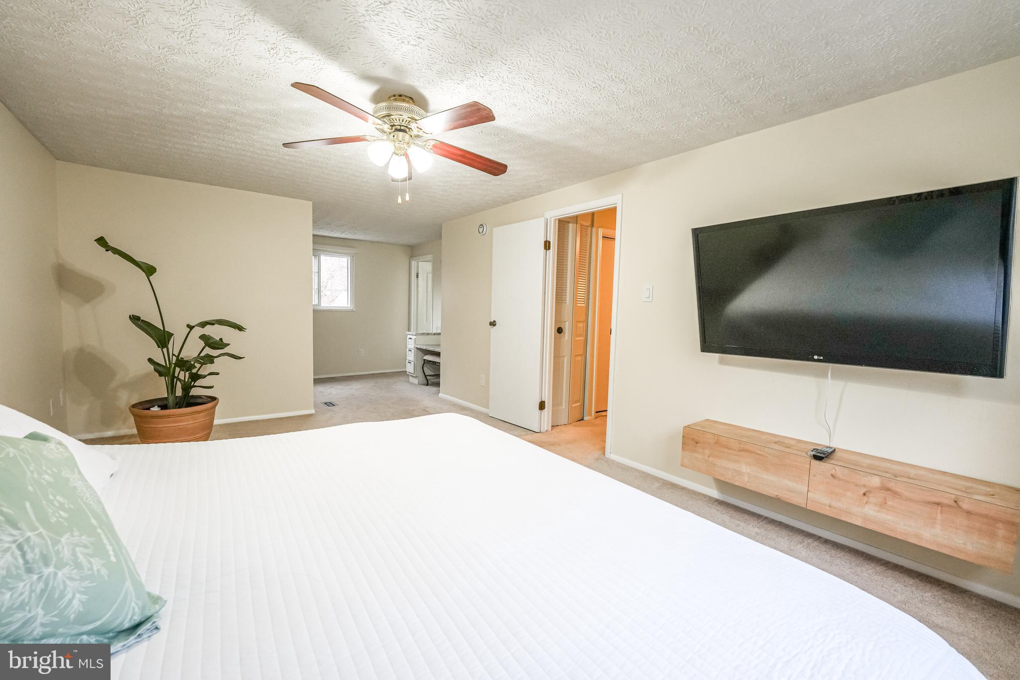 NEWINGTON FOREST - Residential Lease