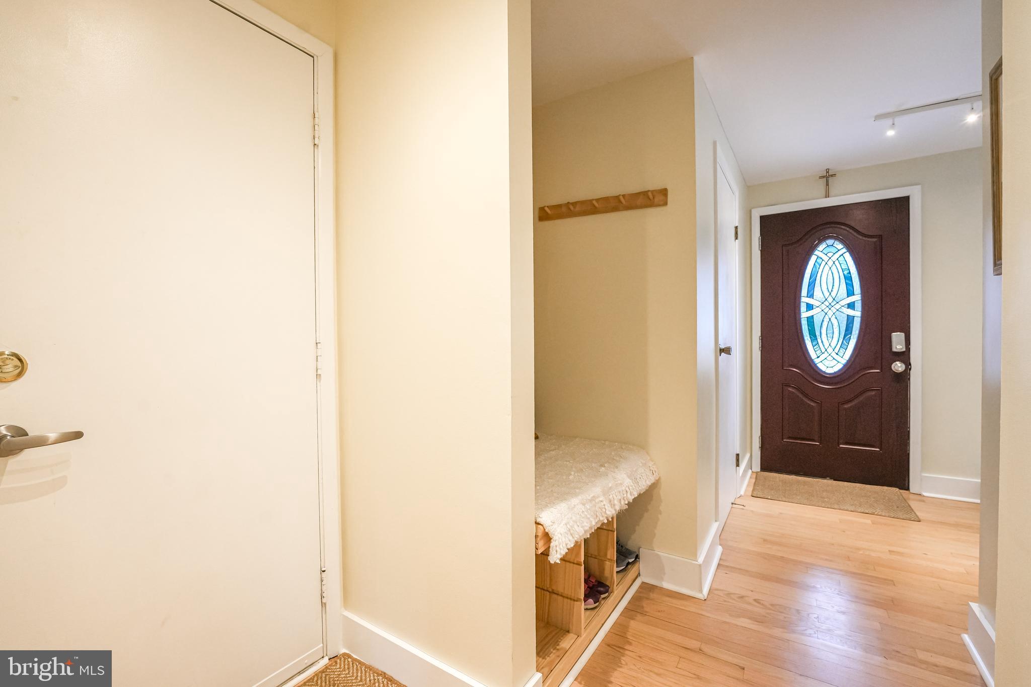 NEWINGTON FOREST - Residential Lease