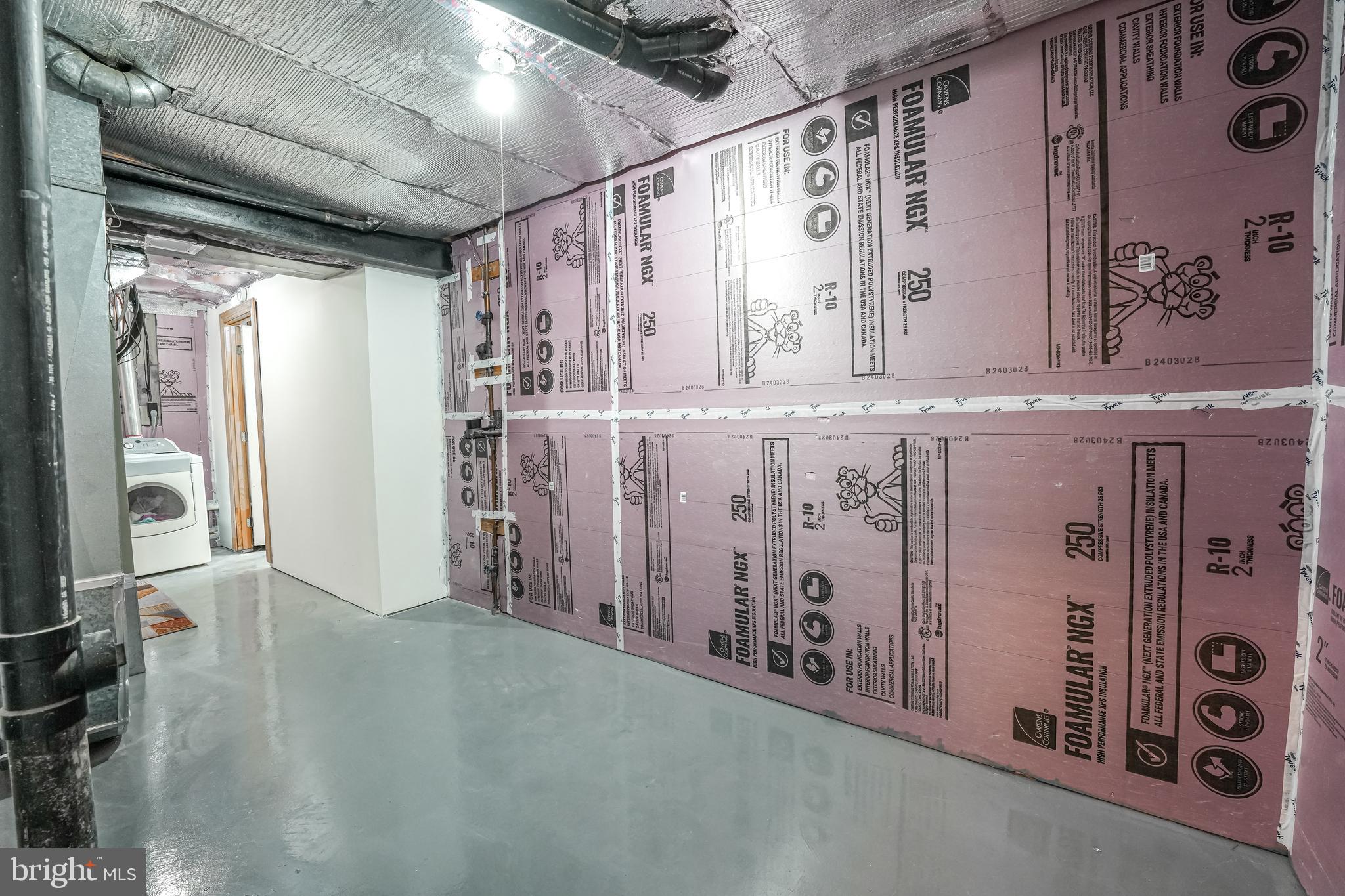 NEWINGTON FOREST - Residential Lease