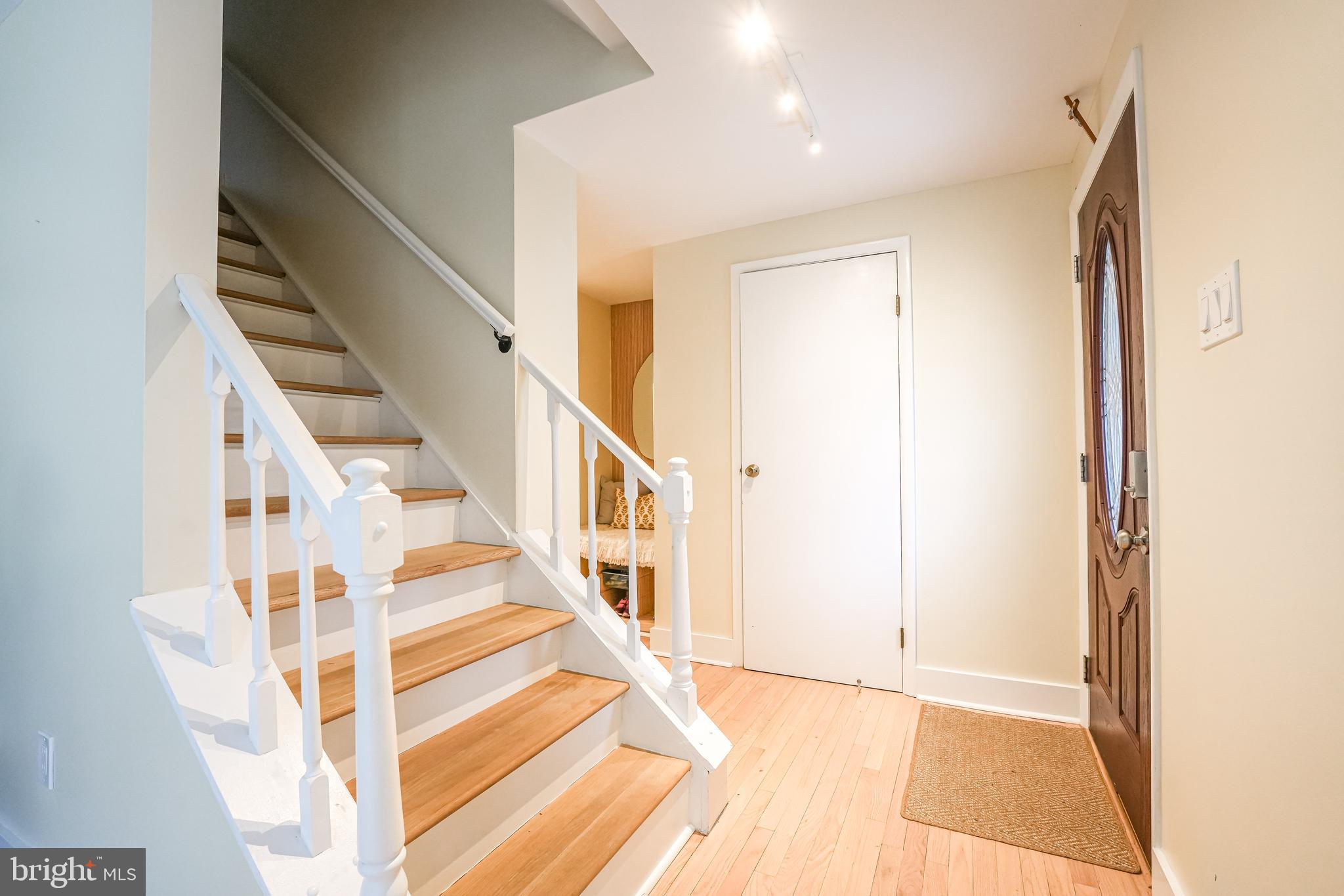 NEWINGTON FOREST - Residential Lease