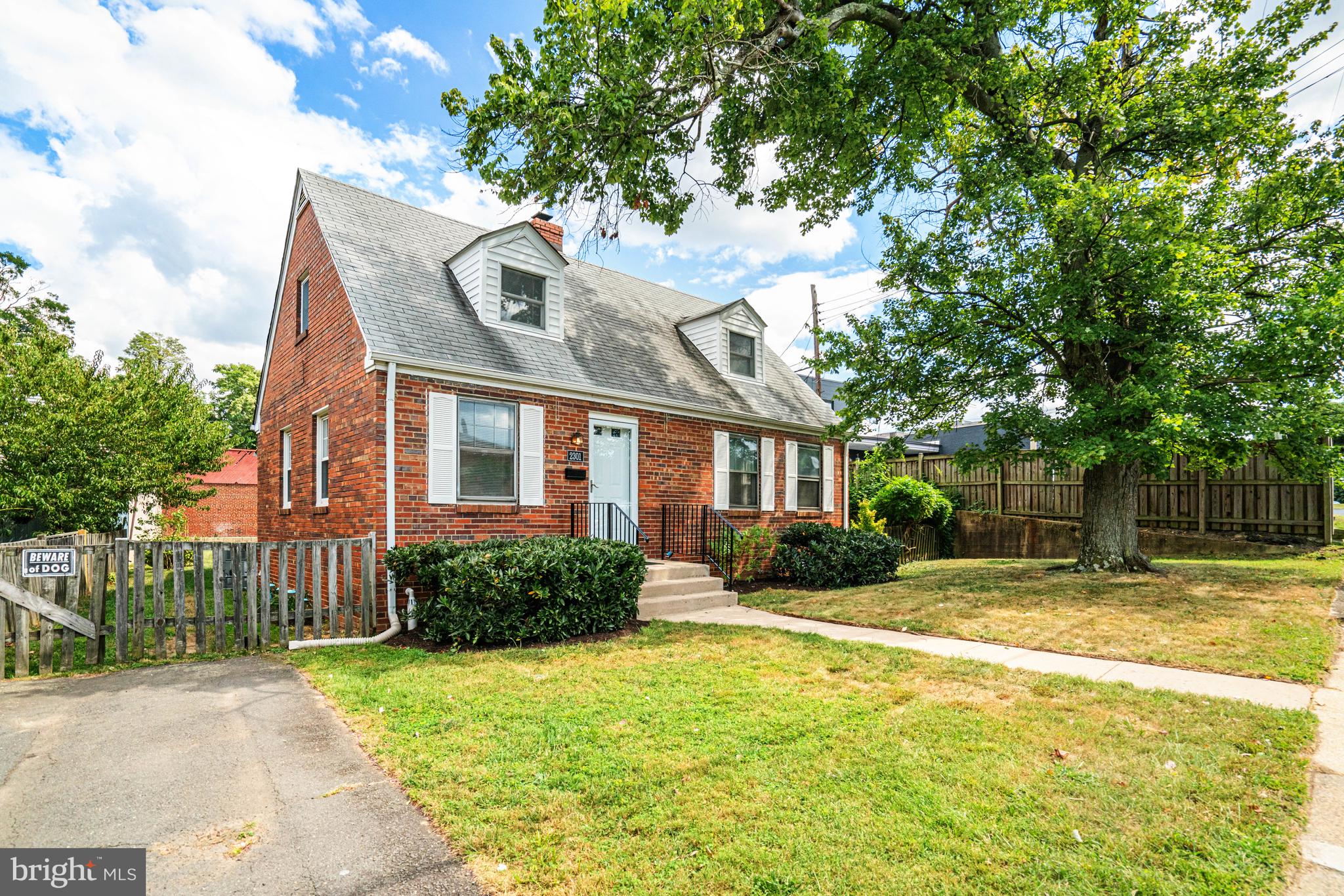 2301 N EDISON STREET