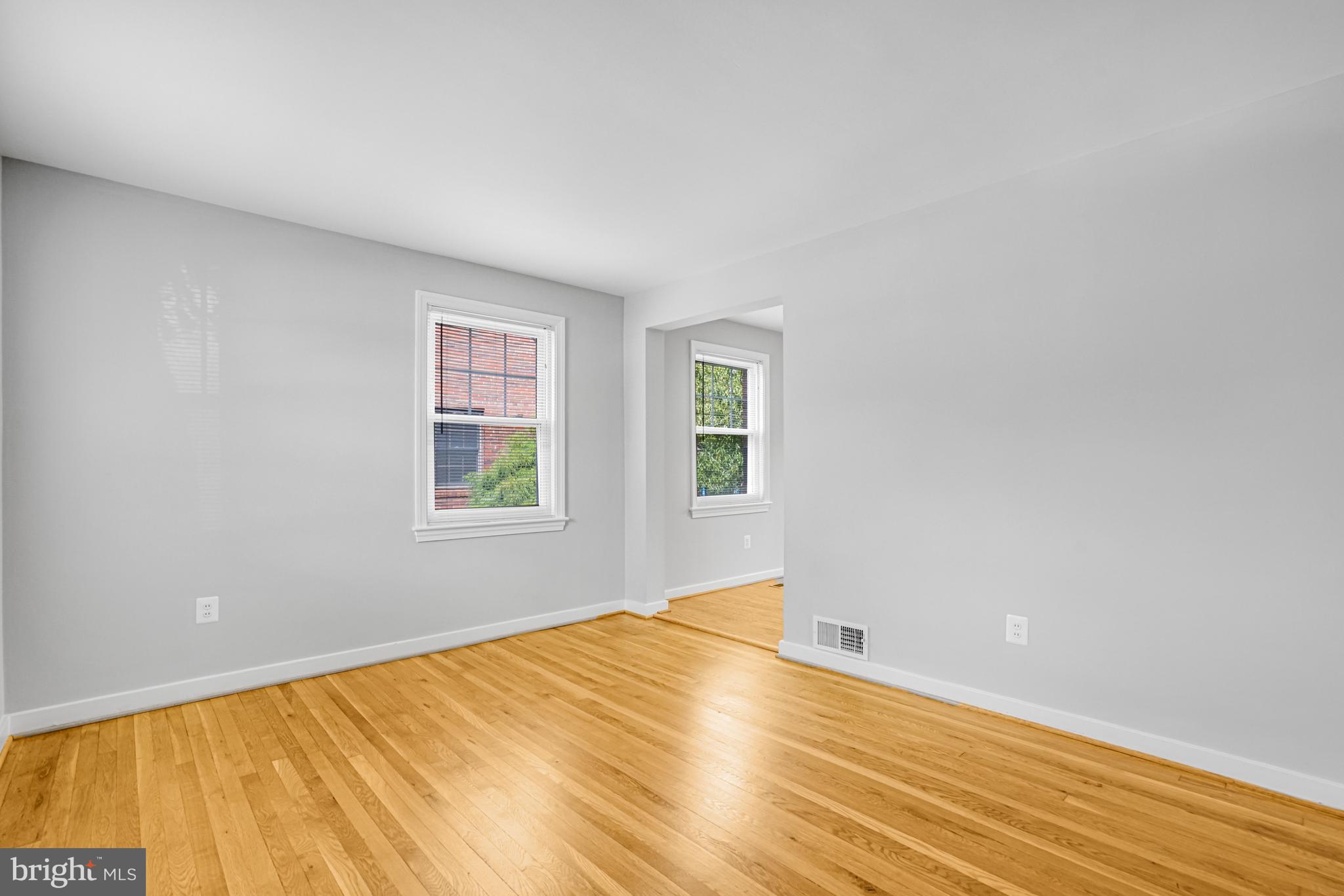 2301 N EDISON STREET