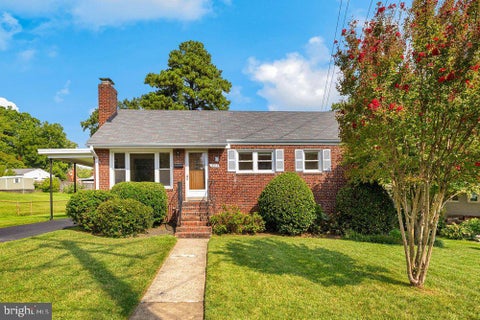 Photo of 2510 Dawn Drive, ALEXANDRIA, VA 22306 (MLS # VAFX2341424)