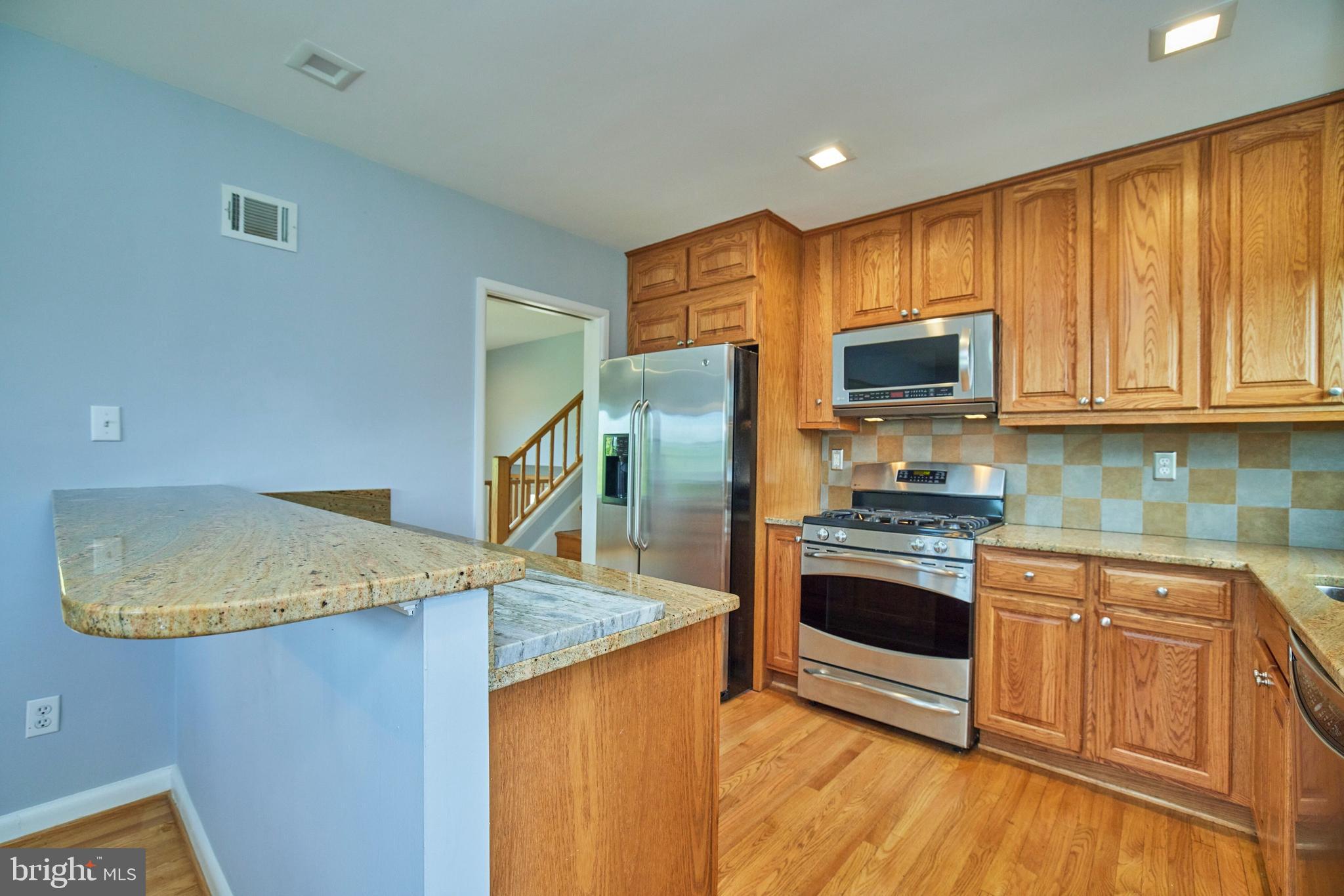 BOULEVARD MANOR - Residential Lease