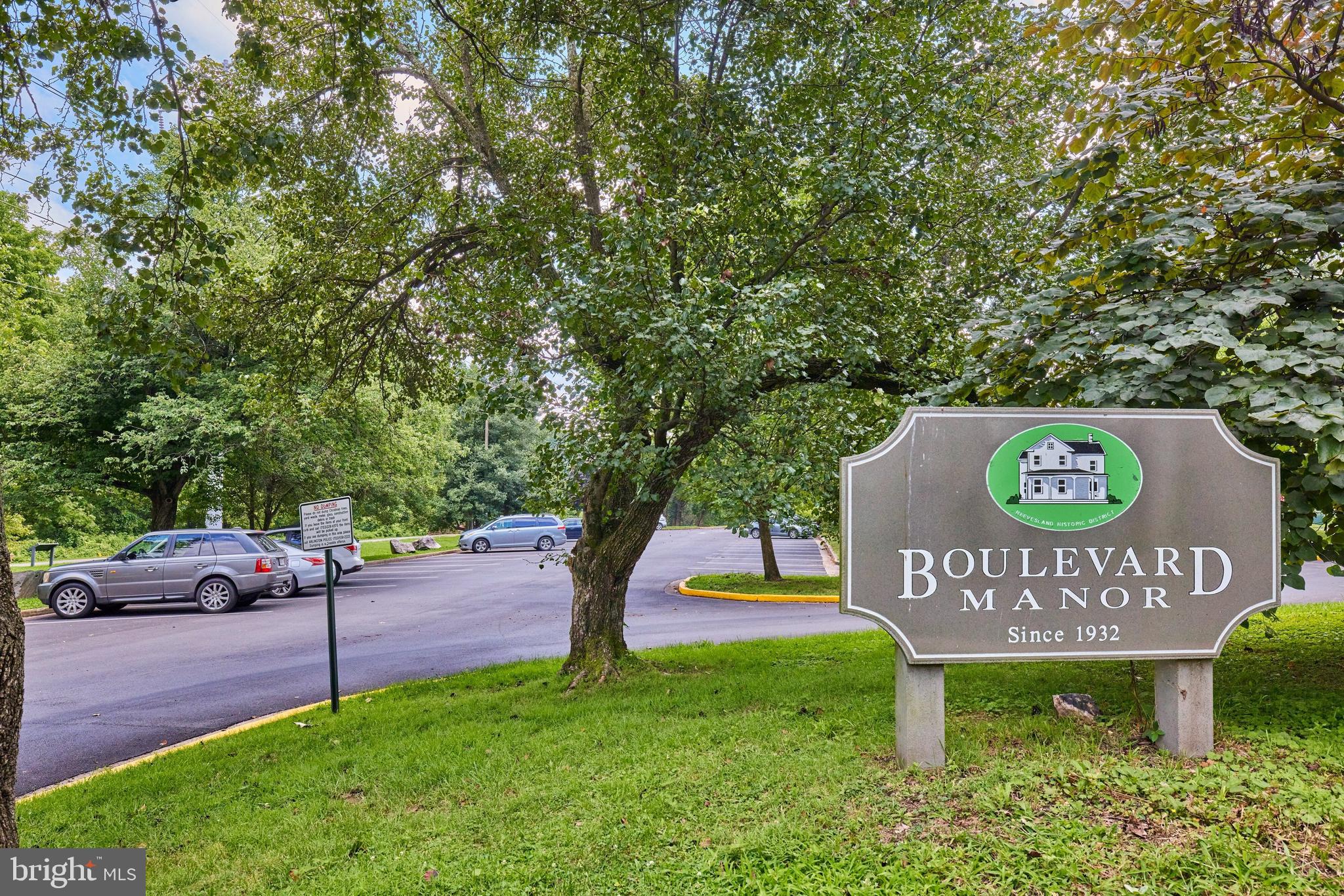BOULEVARD MANOR - Residential Lease