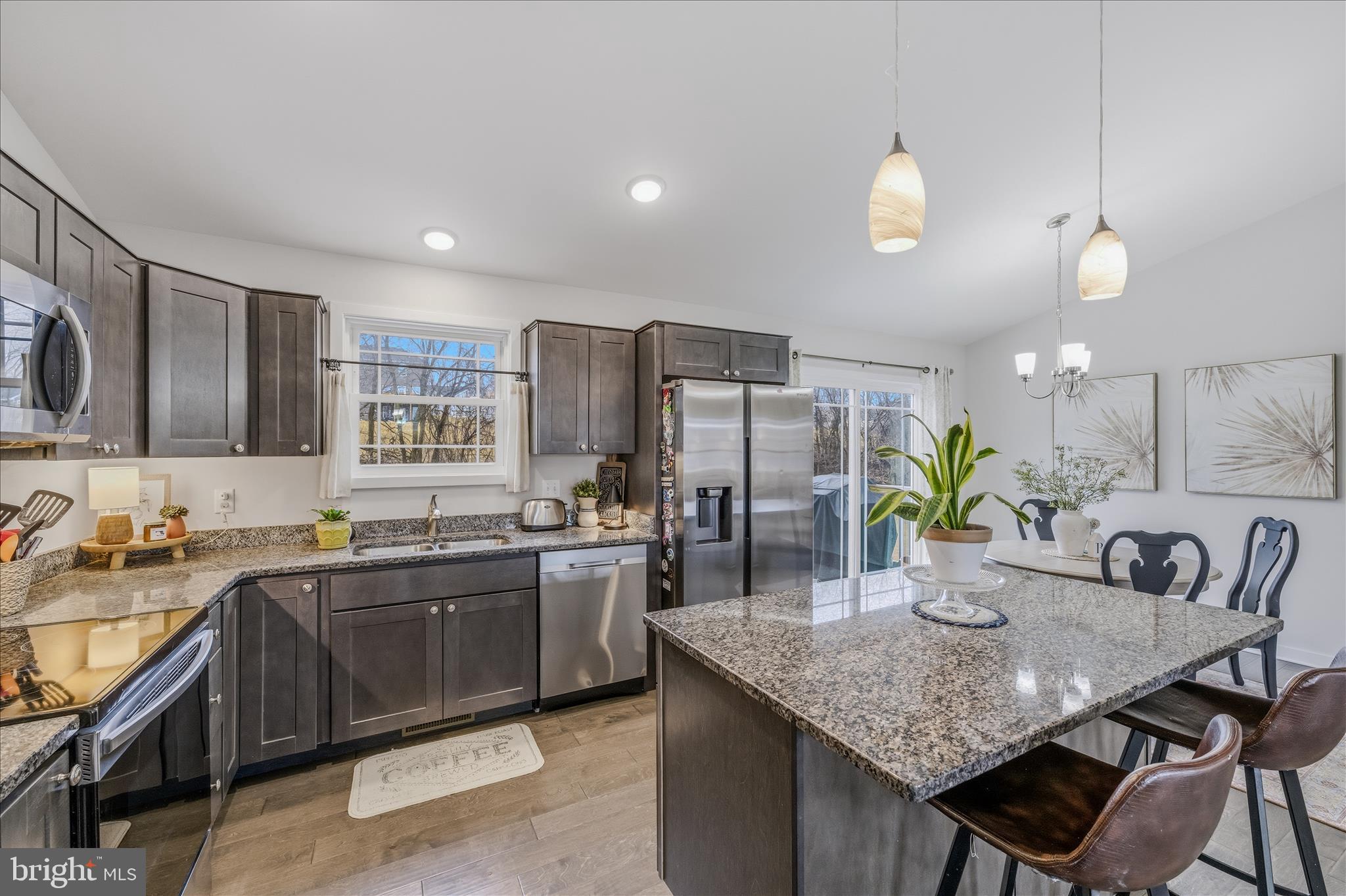 RED HILL - Residential