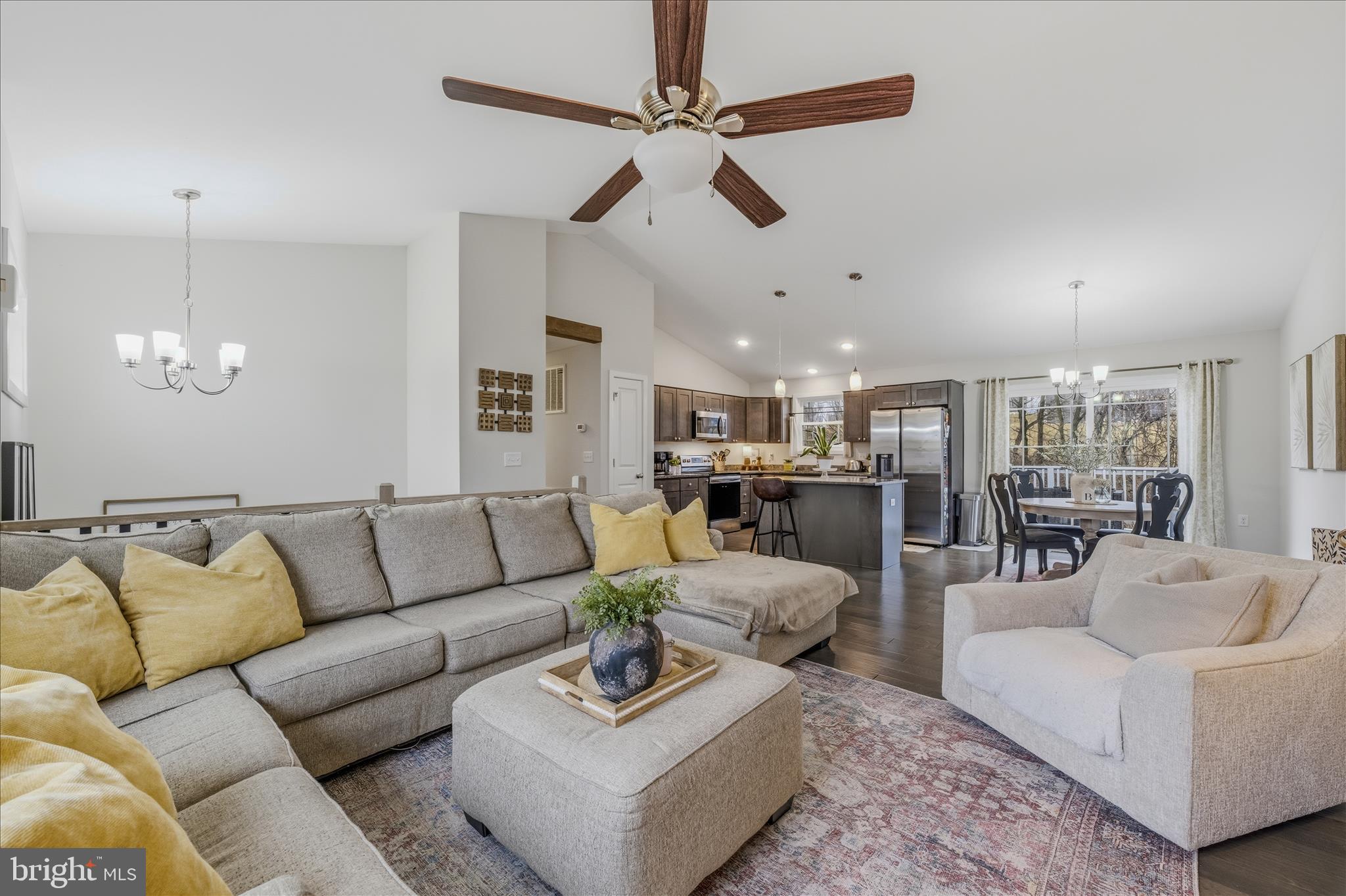 RED HILL - Residential