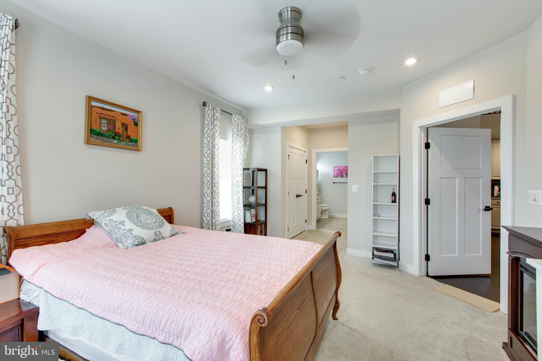 ELLICOTTS RETREAT - Residential