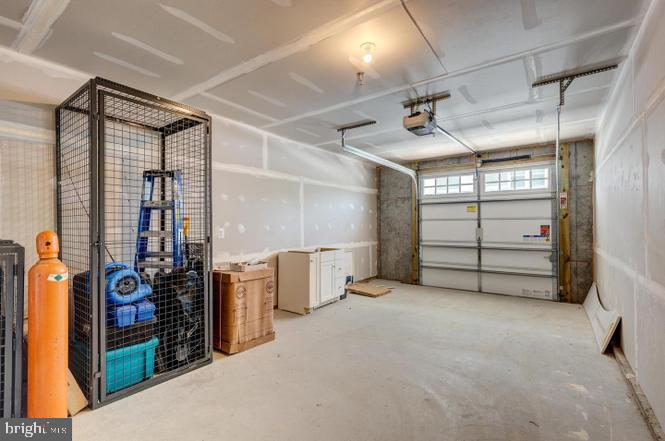 ELLICOTTS RETREAT - Residential