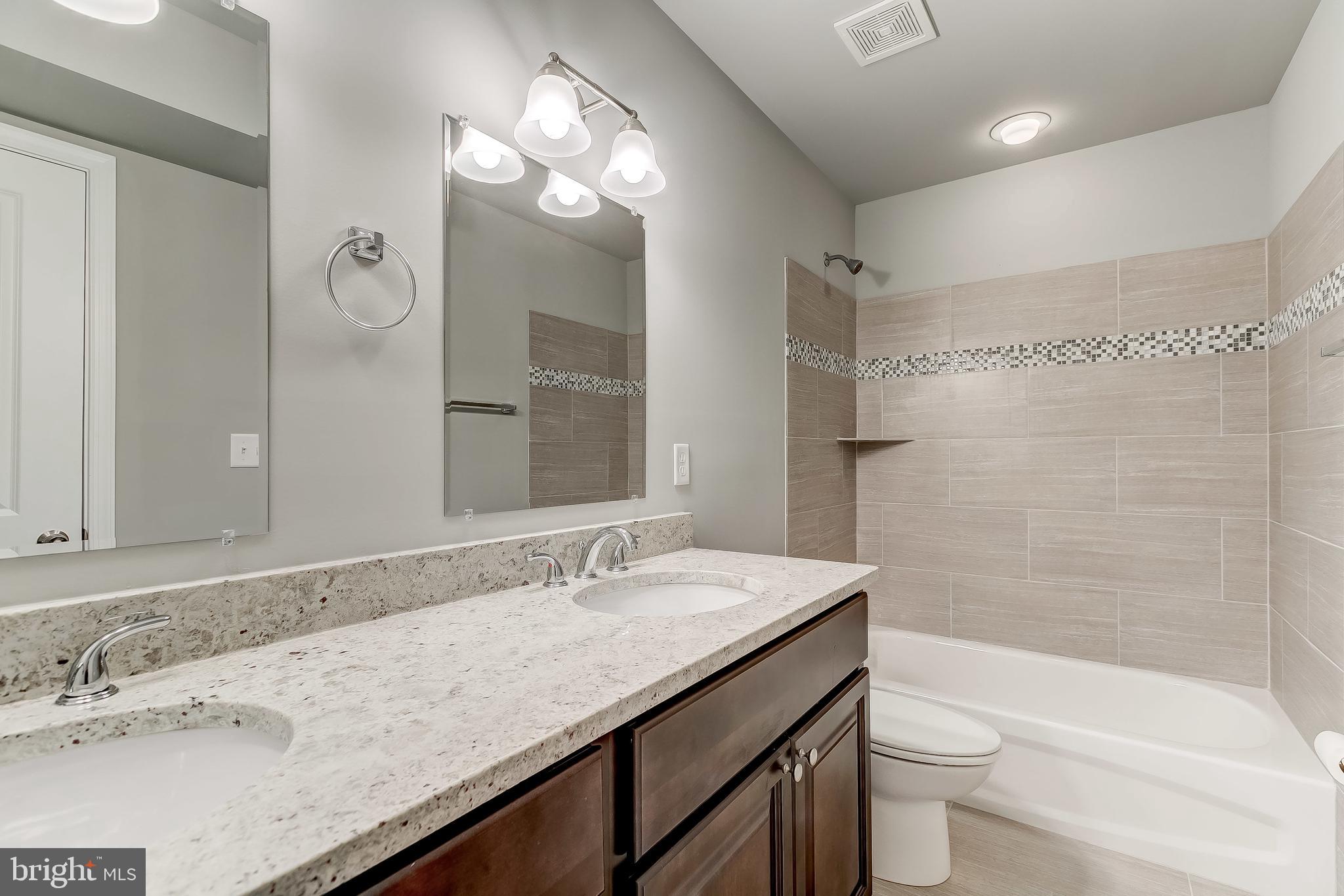 HAMILTON HEIGHTS - Residential