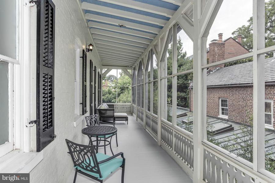 GEORGETOWN - Residential