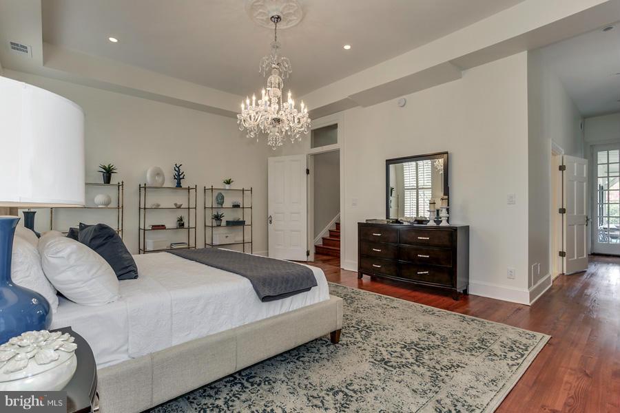 GEORGETOWN - Residential