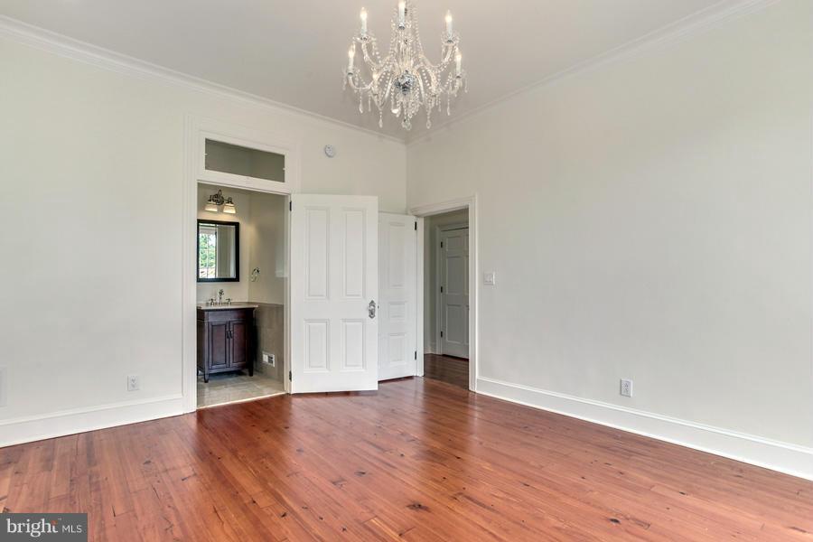 GEORGETOWN - Residential
