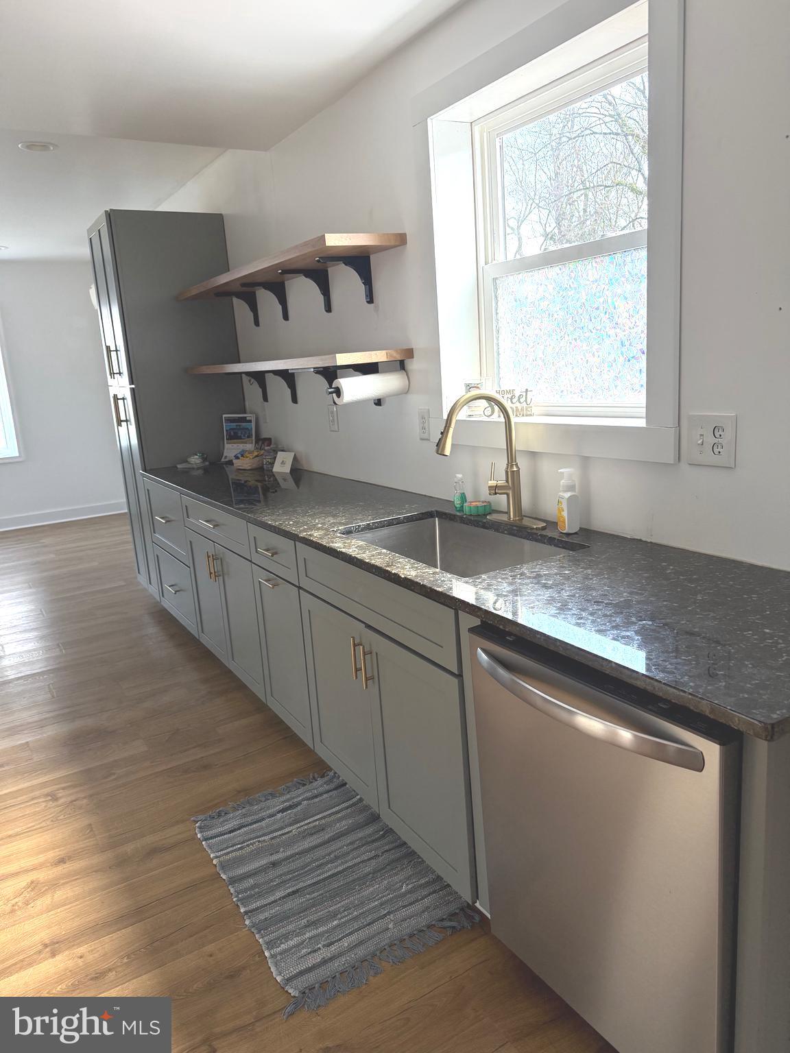 FAIRLEE - Residential