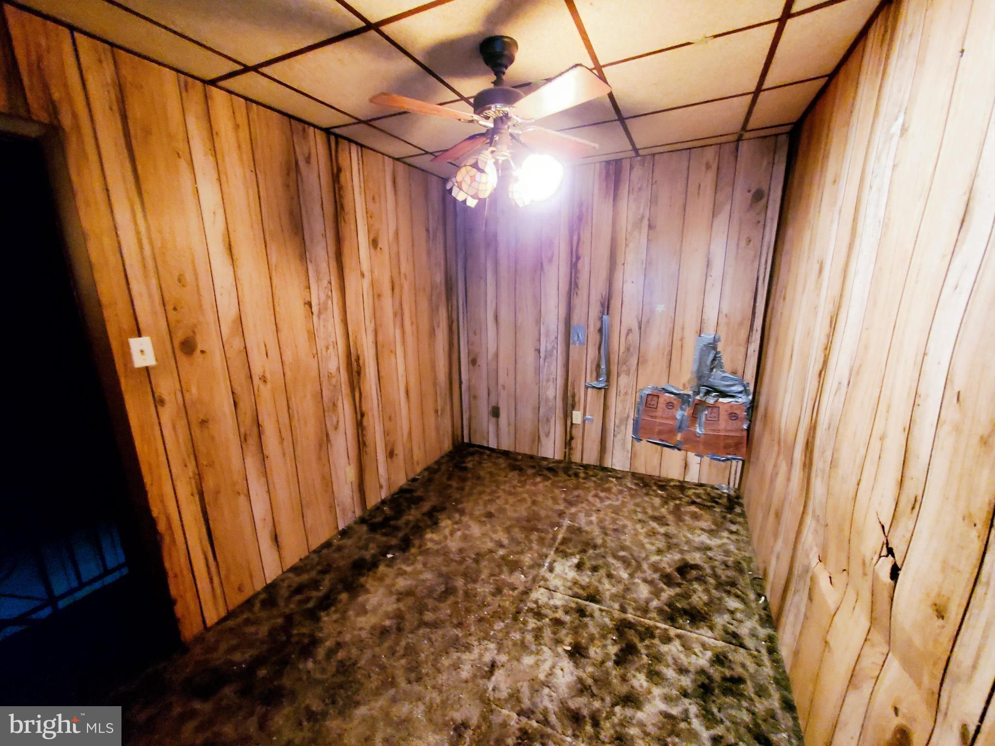 WHITMAN - Residential