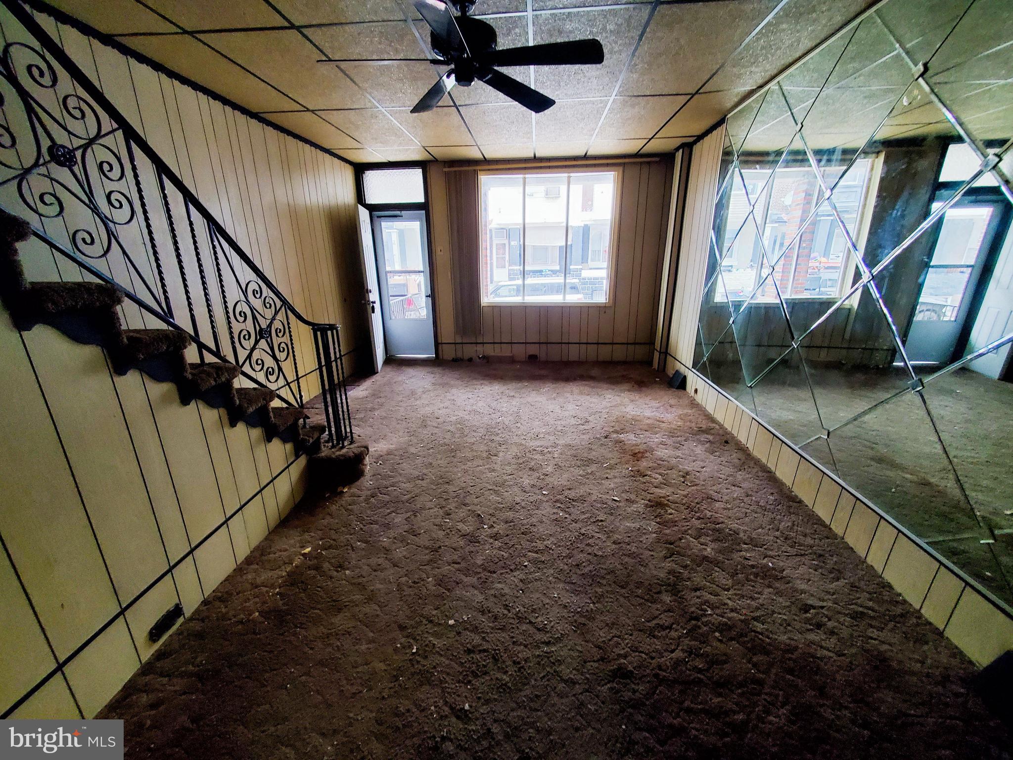 WHITMAN - Residential