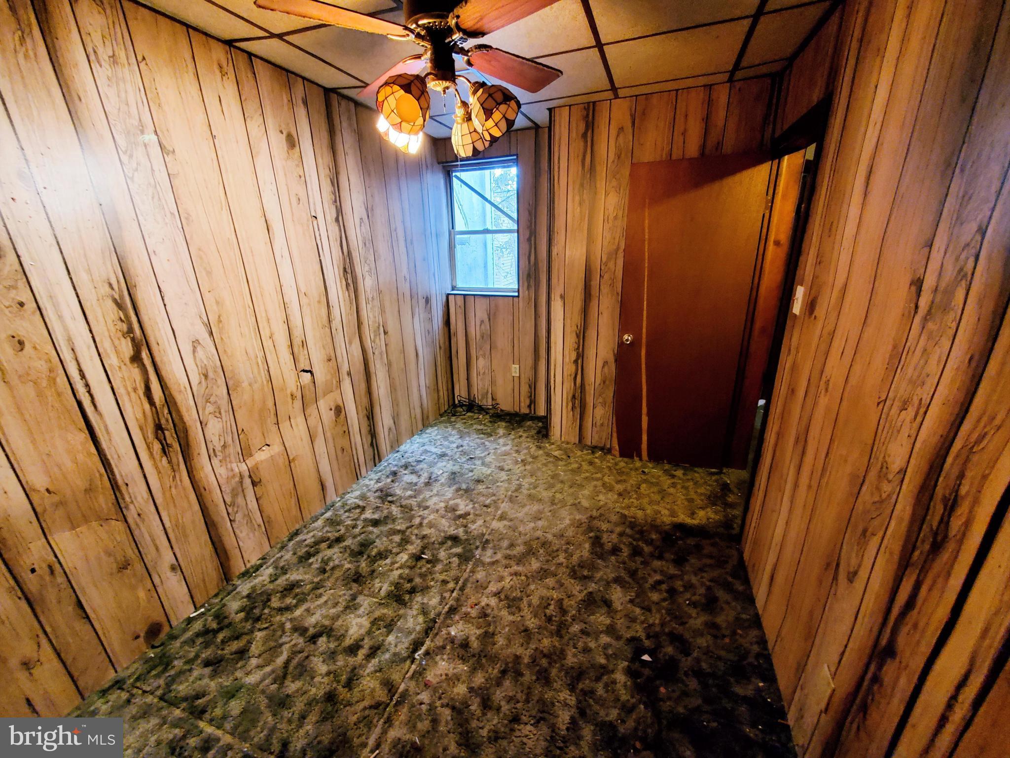 WHITMAN - Residential