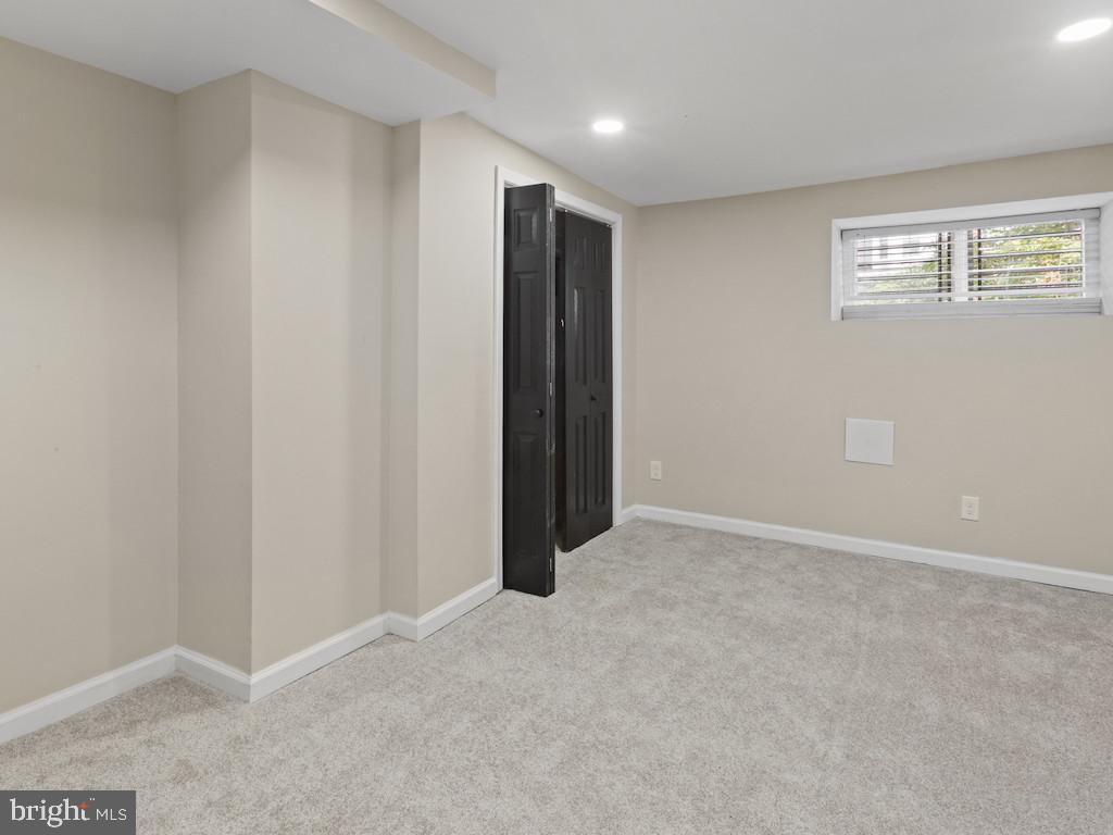 WINCHESTER - Residential