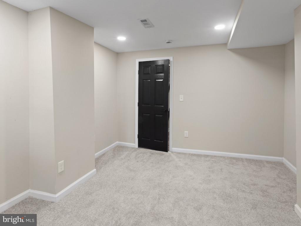 WINCHESTER - Residential