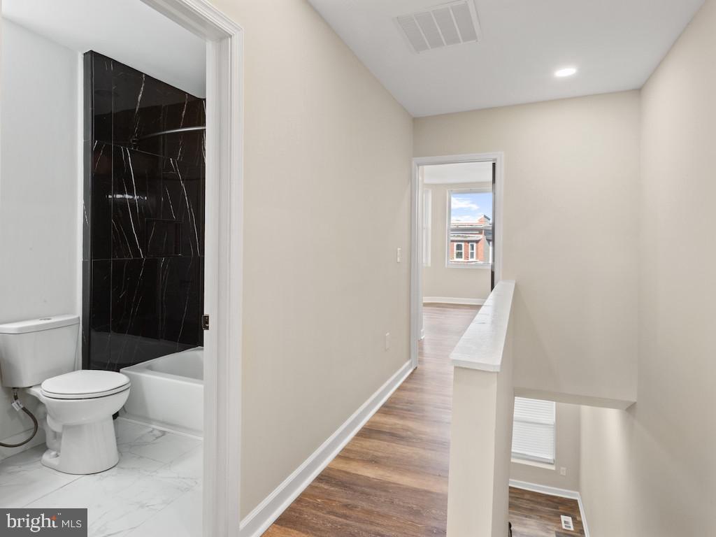 WINCHESTER - Residential