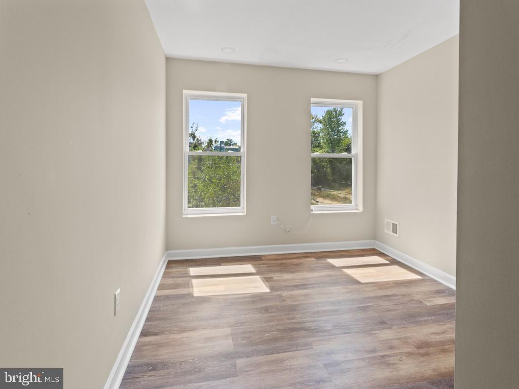 WINCHESTER - Residential