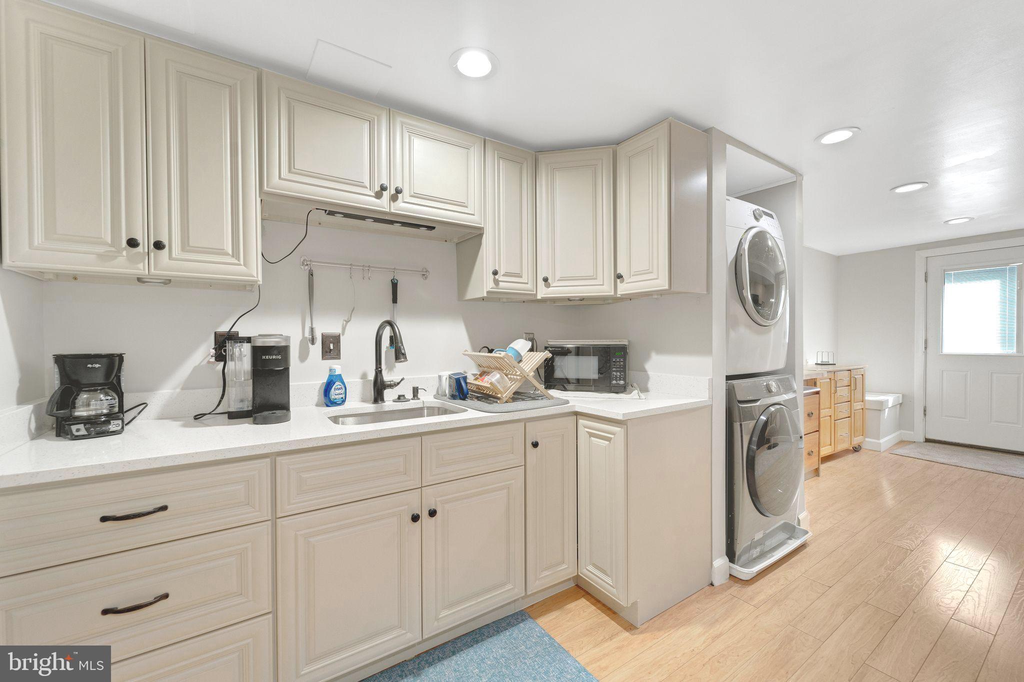 CANBURY WOODS - Residential