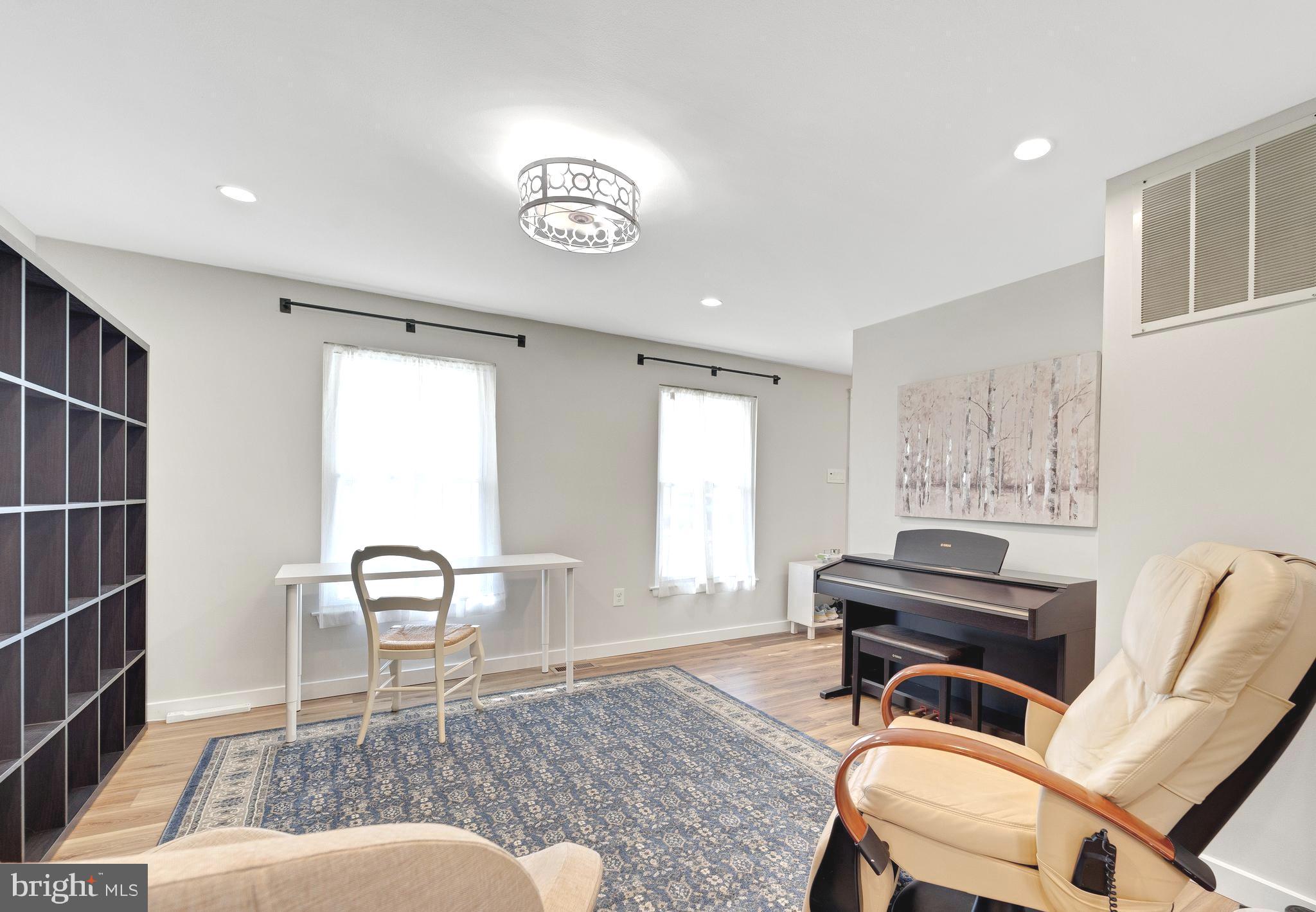 CANBURY WOODS - Residential