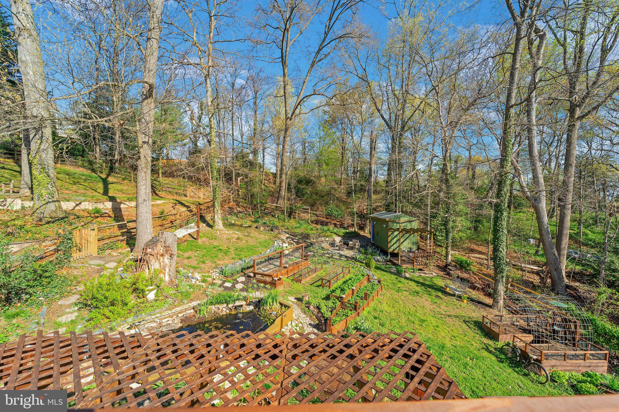 CANBURY WOODS - Residential