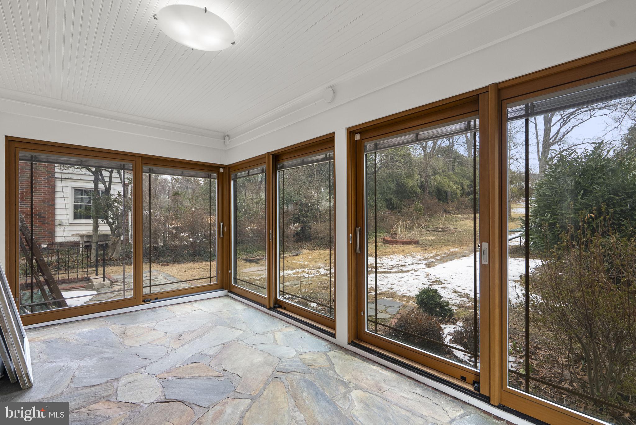 UNIVERSITY PARK - Residential