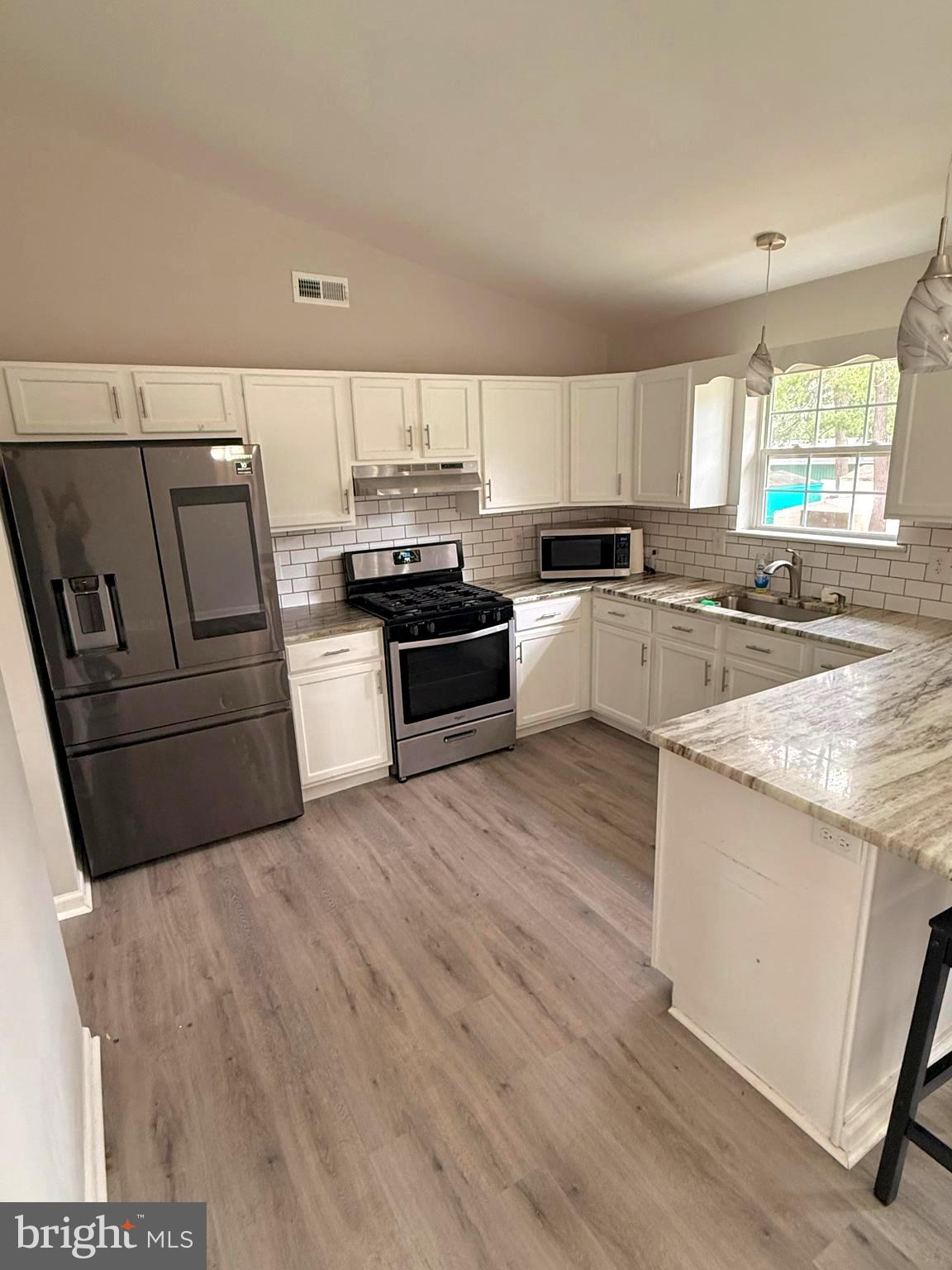 302 ALGONQUIN TRAIL