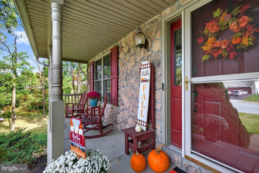 Photo of 14 Firefly Drive, MYERSTOWN, PA 17067 (MLS # PALN2023362)
