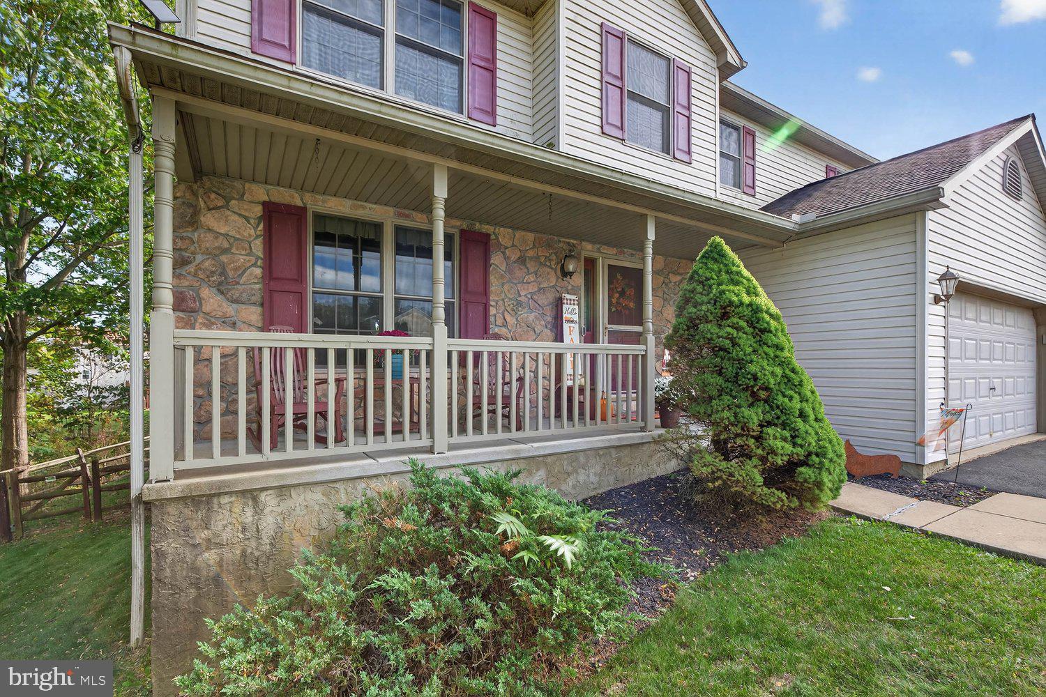 14 FIREFLY DRIVE