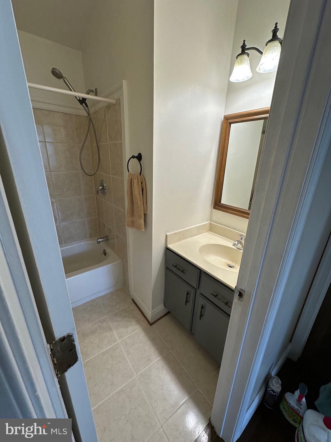 SALEMS GRANT - Residential