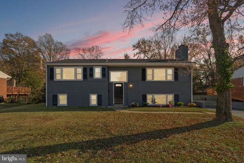 5527 BOUFFANT BOULEVARD ALEXANDRIA VA 22311