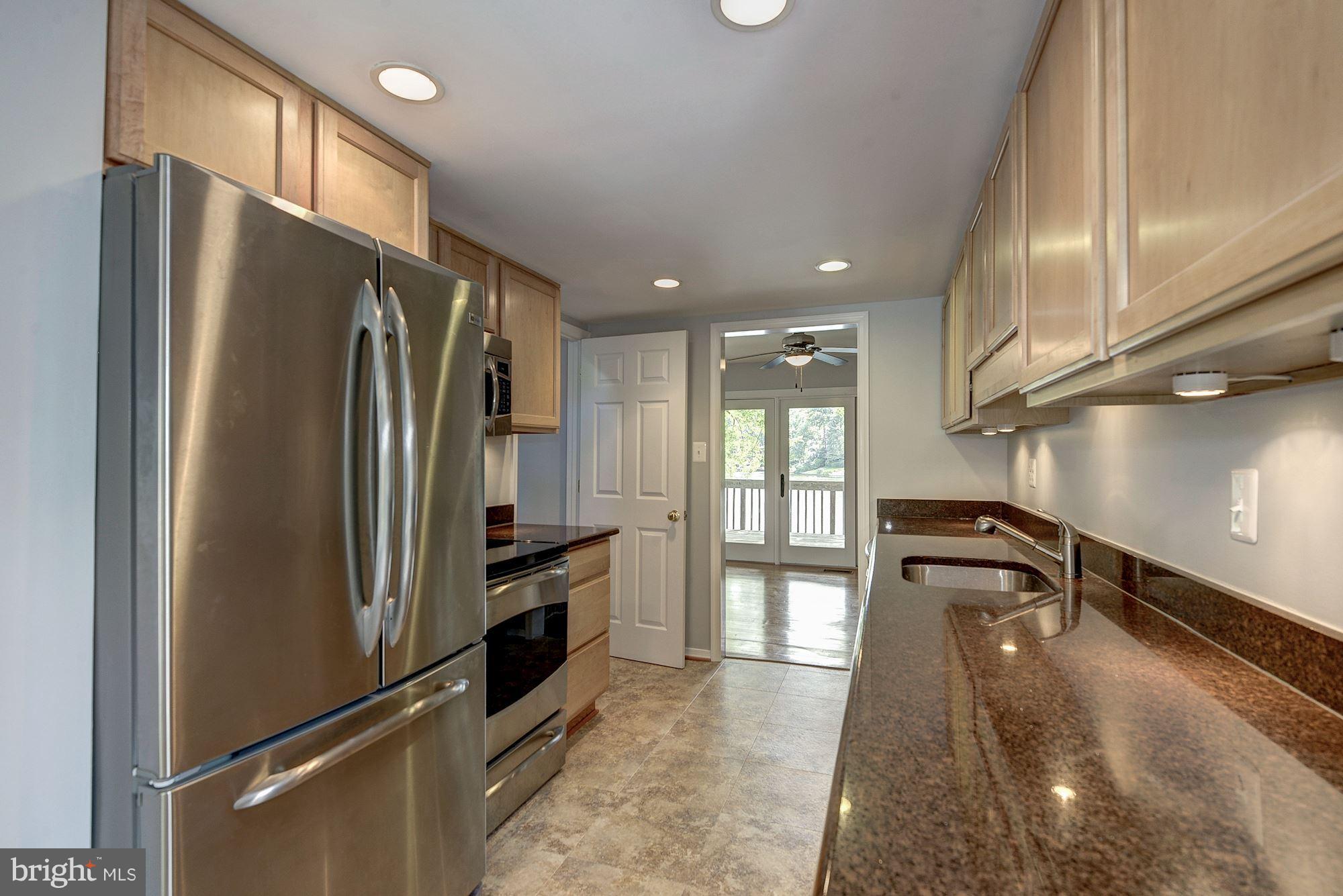 RESTON - Residential