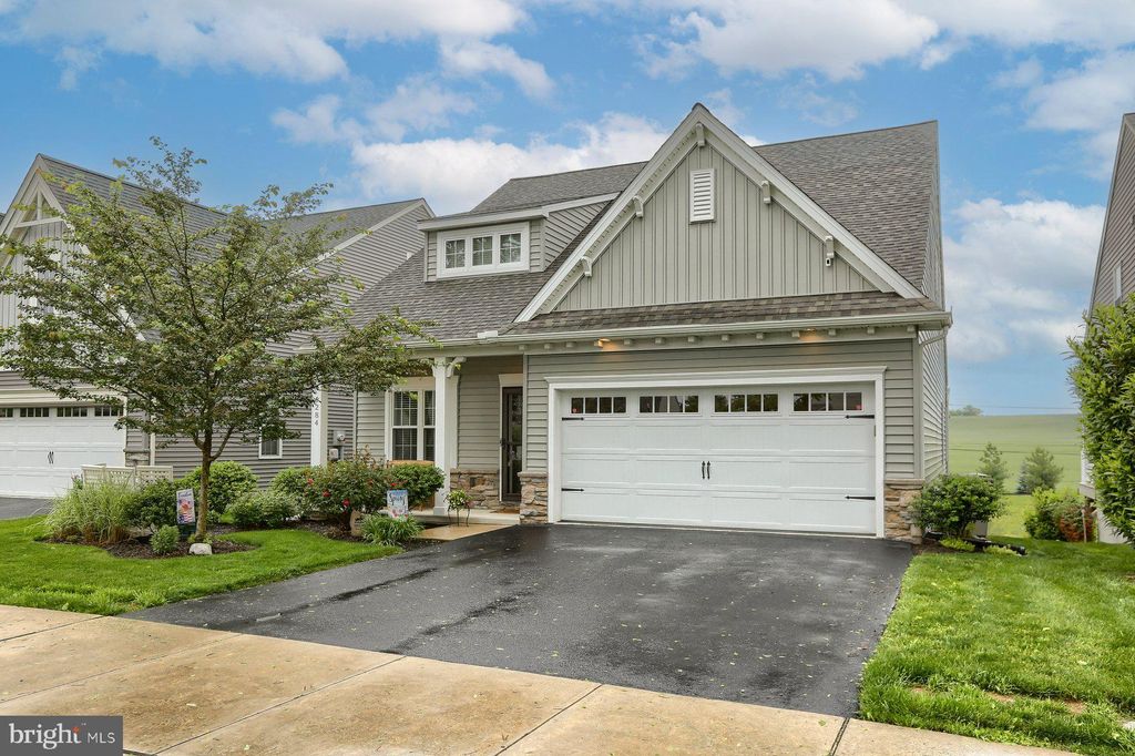 Photo of 6284 Meadowfield Drive, Mount Joy, PA 17552 (MLS # PALA2051080)