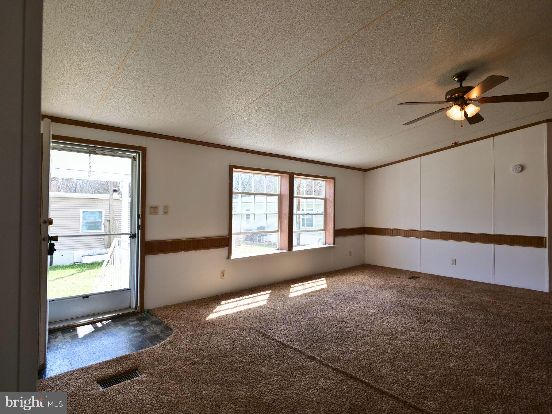 COVENTRY TERR MHP - Residential