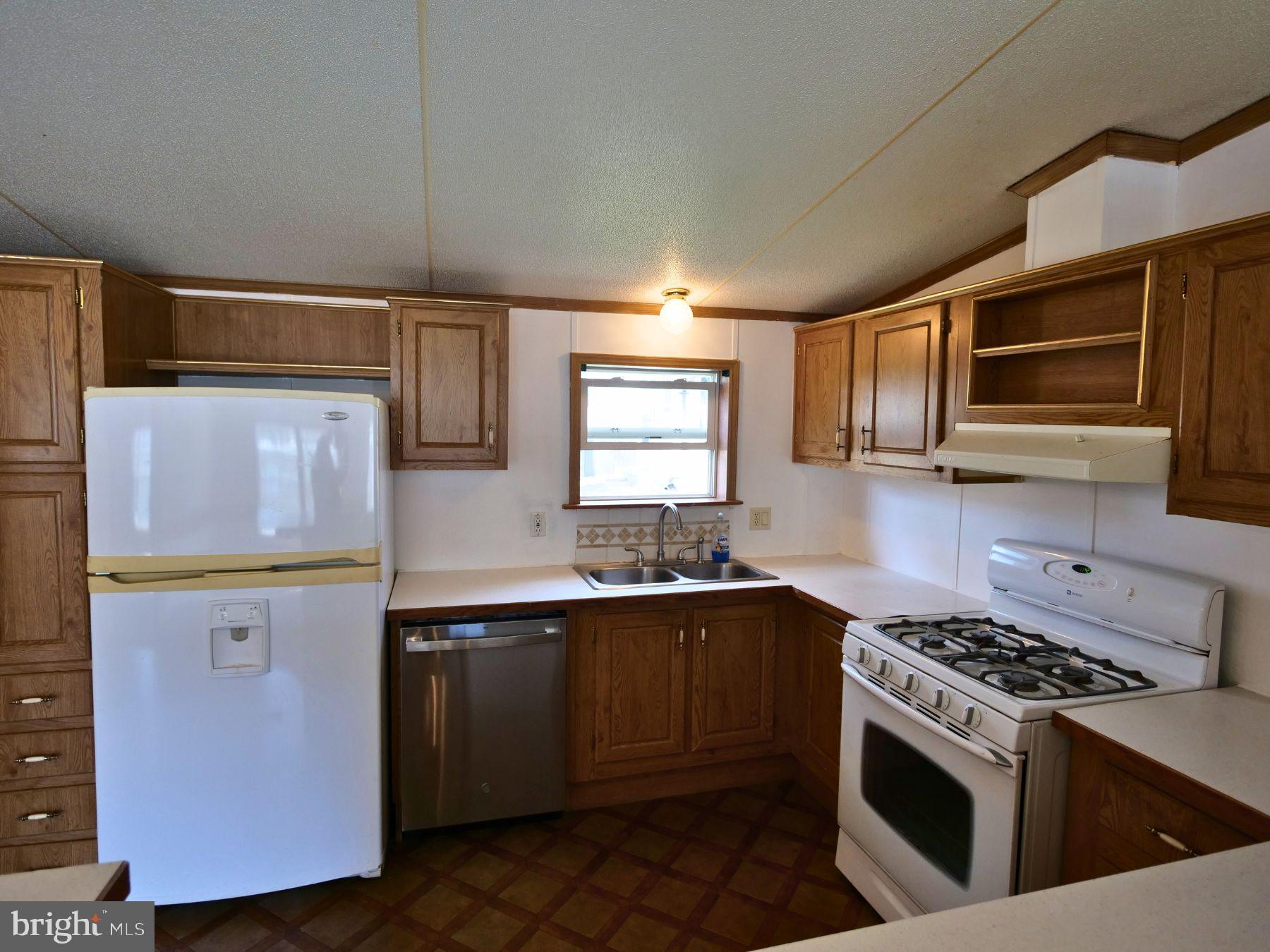 COVENTRY TERR MHP - Residential